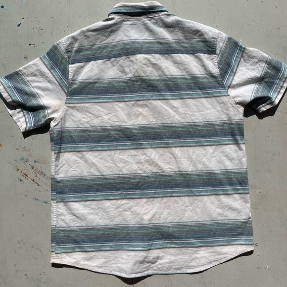 Men's Salty Crew Shirt Multicolor Button-Down L Pocket Beach Outdoor Striped - Picture 7 of 11